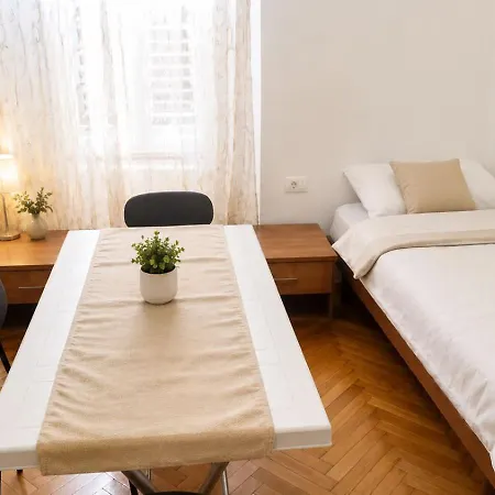 Large With Free Parking Near Trieste And Croatia Vandrarhem