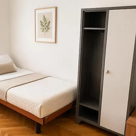 Large With Free Parking Near Trieste And Croatia